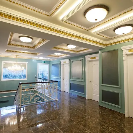 Elite Palace 3*