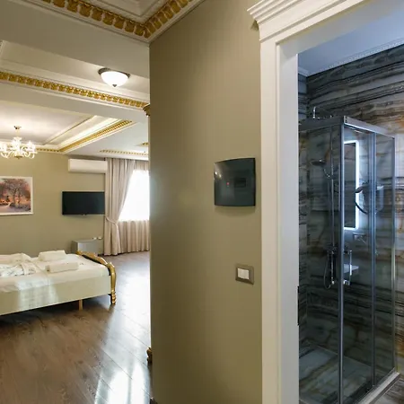 Elite Palace 3* Collak