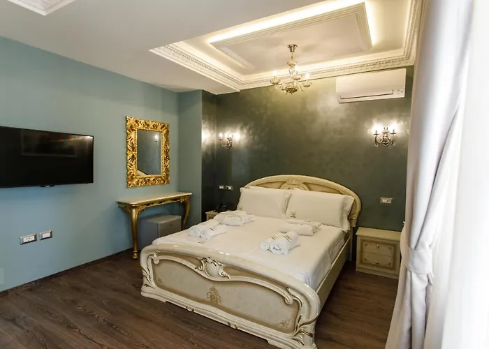 Elite Palace 3* Collak