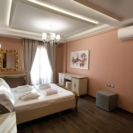 Elite Palace 3* Collak