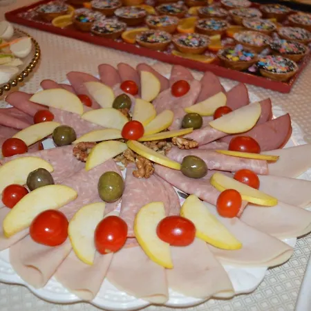 Elite Palace 3* Collak